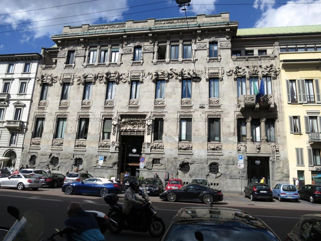Palazzo Castiglioni la facciata
